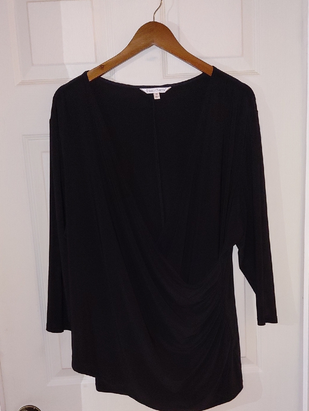 EUC Travelsmith Faux Wrap Black Blouse, 2X, Long Sleeve, "No Wrinkle" Collection